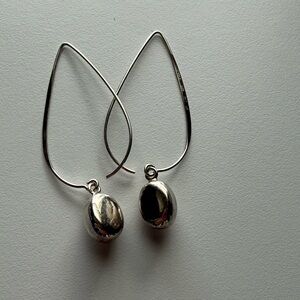 Silpada Elegant Silver Threaded Teardrop Earrings